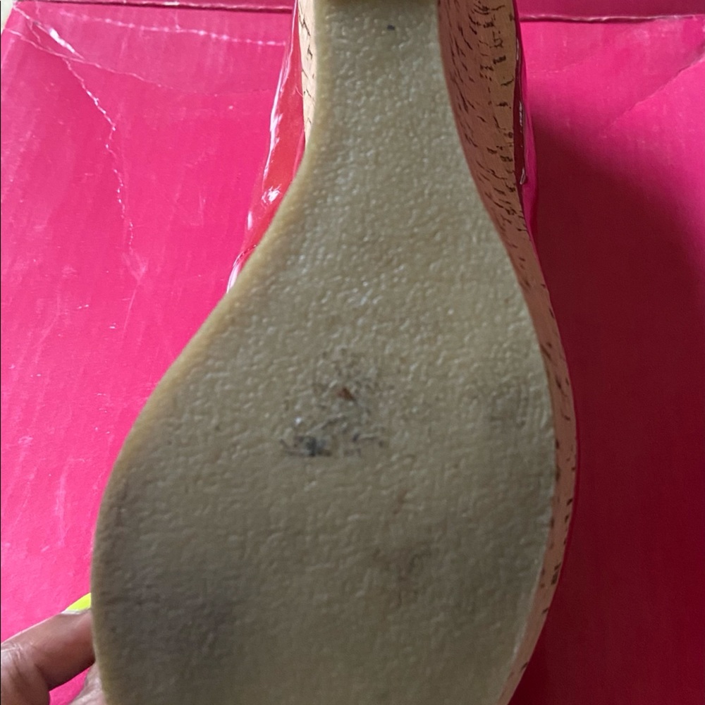 Shoe - Picture 2 of 2